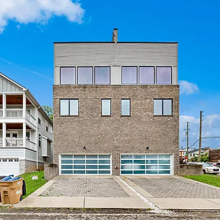 Southside Manor Vila